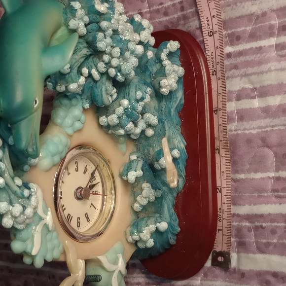 Vintage dolphins clock - Picture 4 of 5